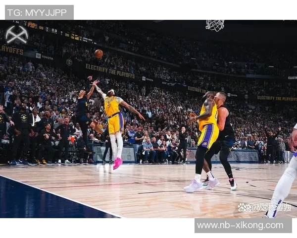 小波特半场表现出色9投5中三分命中率高达40贡献13分5板4助 小波特半场表现出色9投5中三分命中率高达40贡献13分5板4助