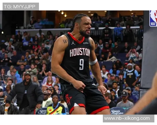 乌度卡强调提升三分球产量鼓励球员果断出手增加底角三分机会