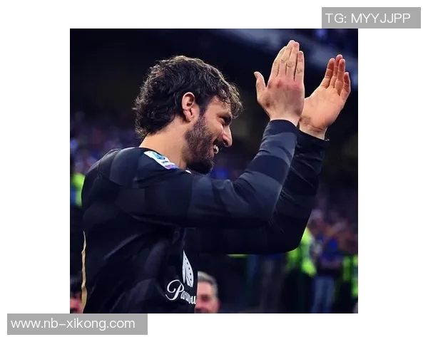 国米官方宣布迪詹纳罗右手腕骨折即将接受手术治疗