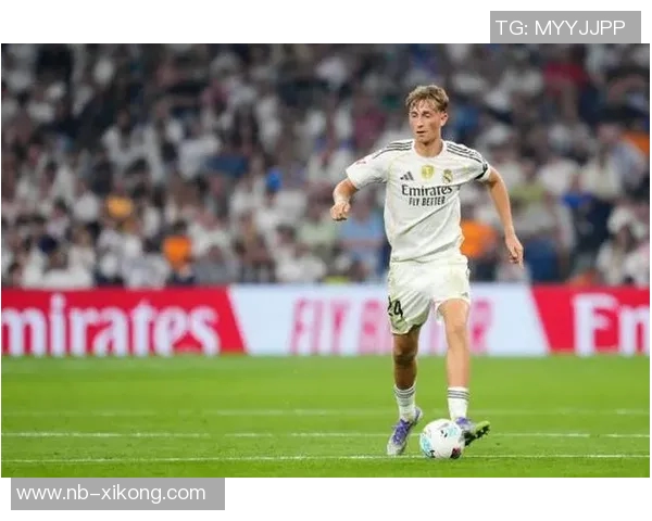 金童奖25人候选名单揭晓库巴西杜埃赫伊森斯凯利等新星引关注 金童奖25人候选名单揭晓库巴西杜埃赫伊森斯凯利等新星引关注