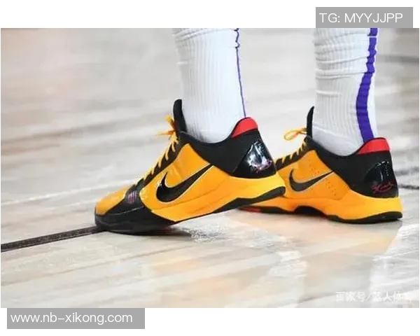 10月份NBA球员上脚鞋款排行榜科比鞋独占前两名布克紧随其后位列第四