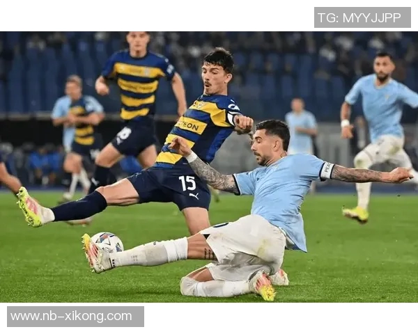 科莫强调海外赛会的挑战与牺牲是保障联赛生存的关键因素