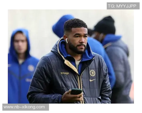 切尔西庆祝里斯詹姆斯达成200场里程碑展现纯血切尔西人风采 切尔西庆祝里斯詹姆斯达成200场里程碑展现纯血切尔西人风采