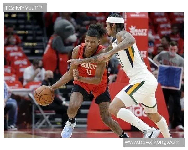 太阳主帅强调杰伦格林渴望上场但需理性对待漫长赛季 太阳主帅强调杰伦格林渴望上场但需理性对待漫长赛季