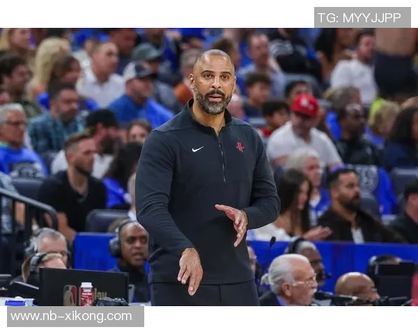 伊森分享狄龙建议称赞乌度卡严格执教风格带来的积极影响